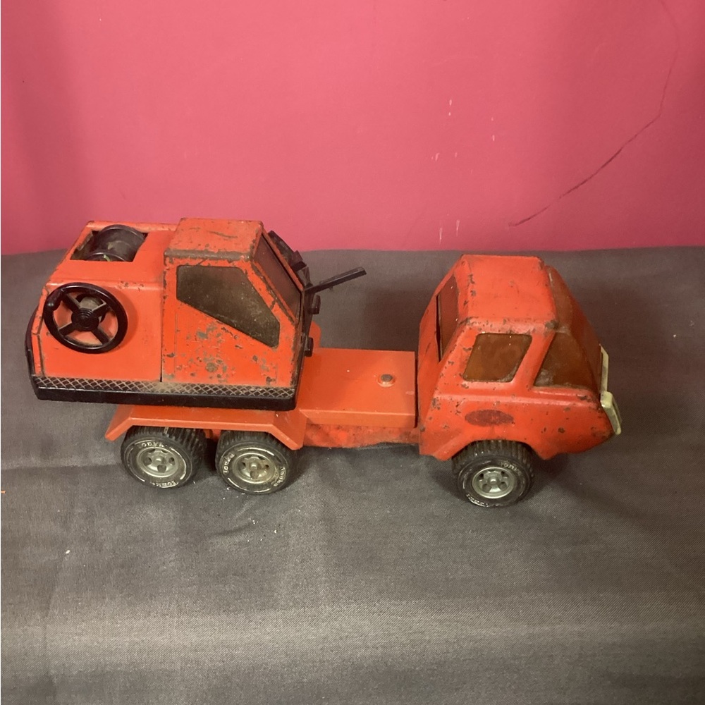 Vintage Tonka Toys Orange Swivel Crane Truck Pressed Steel